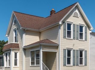 3778 McKoon Ave, Niagara Falls, NY 14305