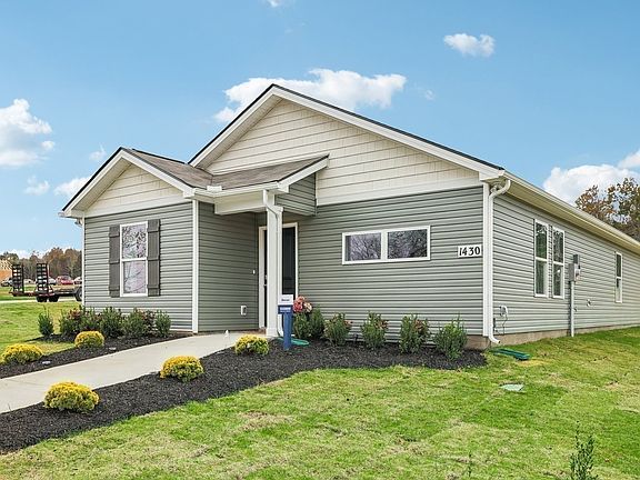 2nd image of 1413 Belmont Way