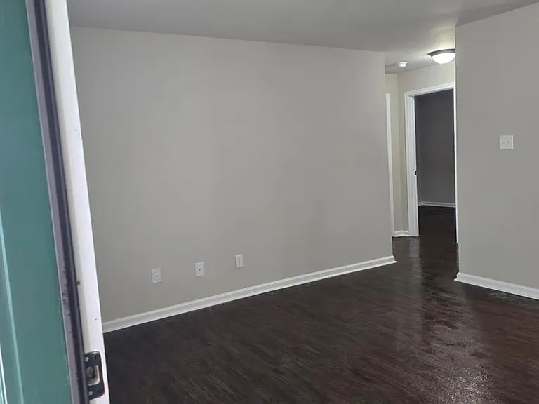 401 Hilltop Dr — Photo 11