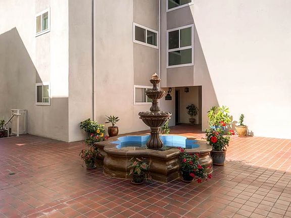 5th image of 5366 La Jolla Blvd #C104