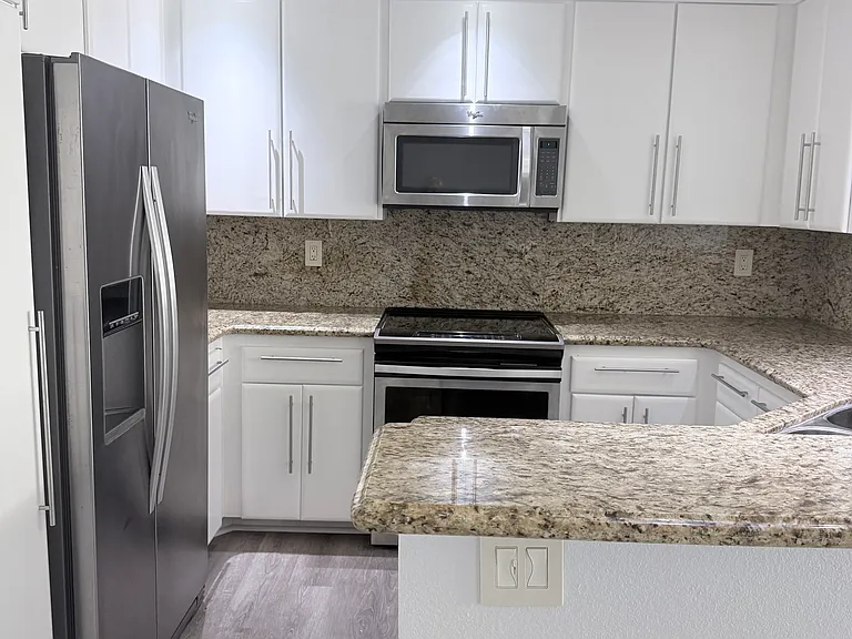 5875 Friars Rd #4214 — Photo 8