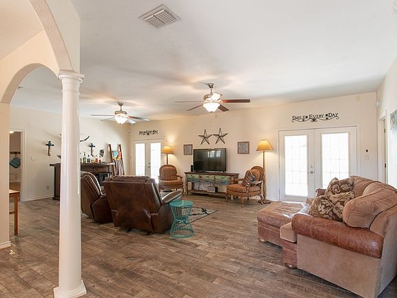 5th image of 319 Westway Dr