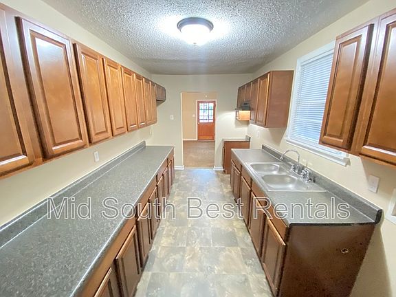 3rd image of 4092 Wales Ave