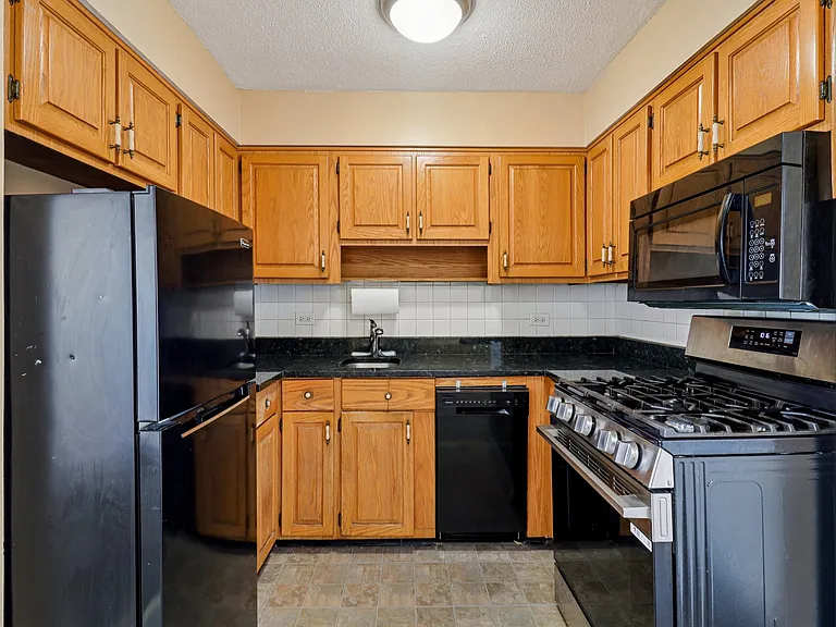 7234 W North Ave #1408 — Photo 9