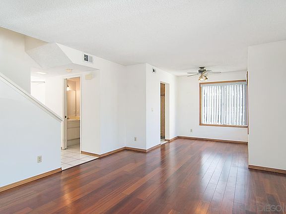3rd image of 2858 Casey St #B