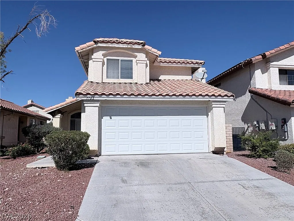 3 bed, 2.5 bath, 1598 sqft, $2,050 — Photo 2