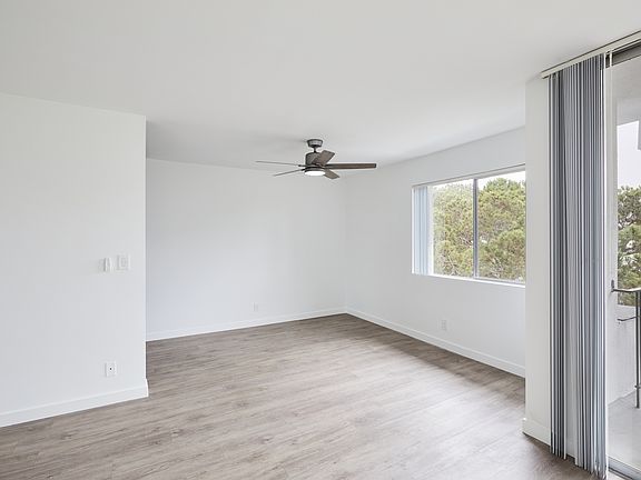 3rd image of 305 San Vicente Blvd #117909016