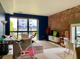 42 8th St APT 5207, Charlestown, MA 02129