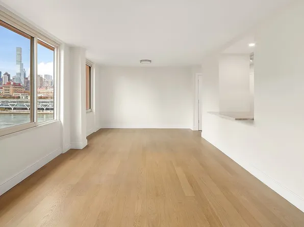555 Main St APT 1308, New York, NY 10044