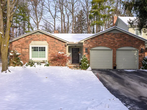 5592 N Adams Way, Bloomfield Township, MI 48302