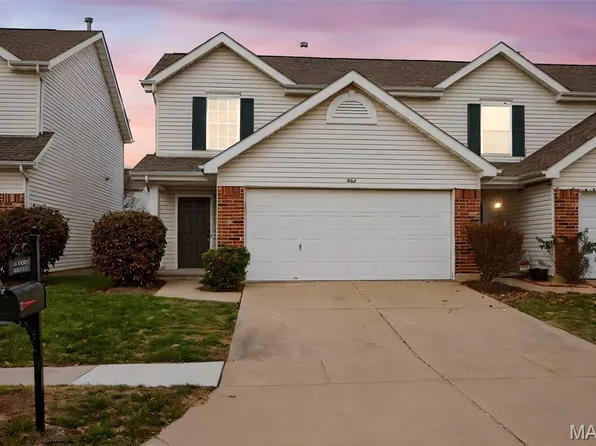 204 Waterside Crossing Ct, Saint Peters, MO 63376