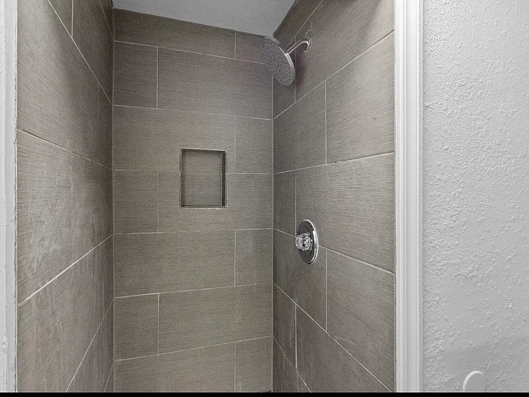 2518 5th St S #1 — Photo 7