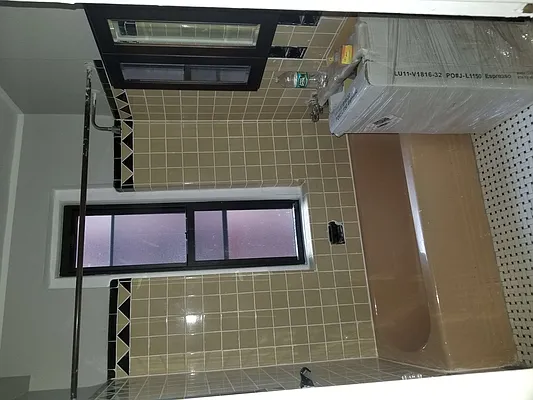 Rented by Max & Associates Realty Corp | media 4