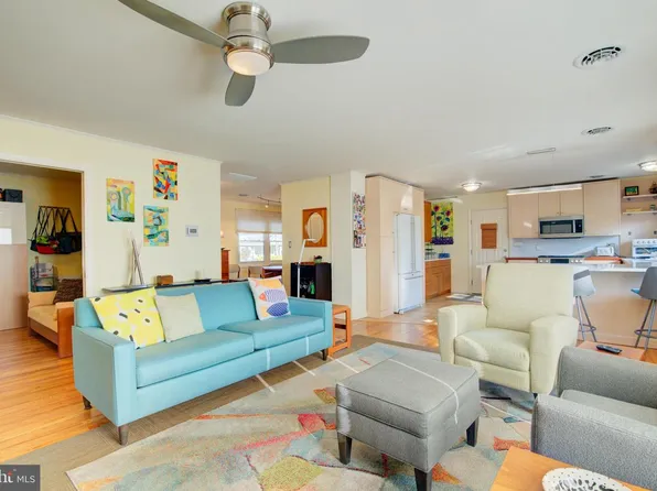 946 Bryant Ave, Colonial Beach, VA 22443