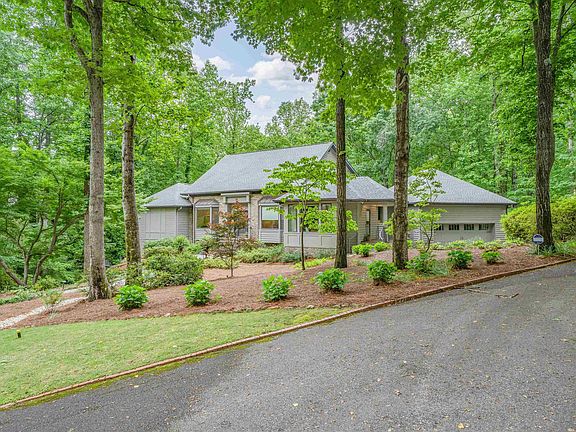 5th image of 3417 Oak Canyon Dr
