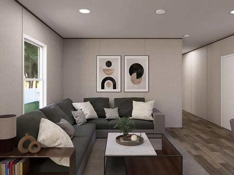 7318 Hayward Ave — Photo 3