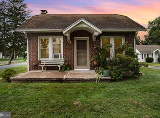 1854 Hilton Ave, Dover, PA