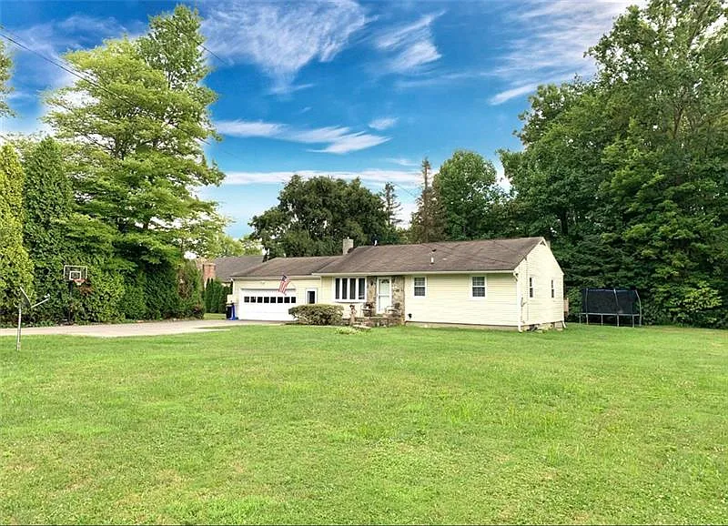 124 Shenango Rd photo 1