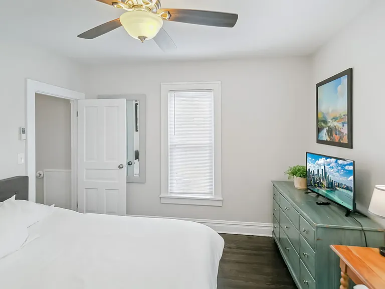 311 W Park Ave — Photo 14