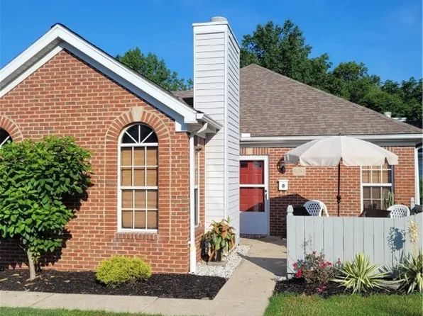 50 Stratford Green Dr, Canfield, OH 44406