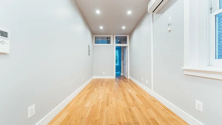 Rented by Nooklyn NYC LLC | media 15