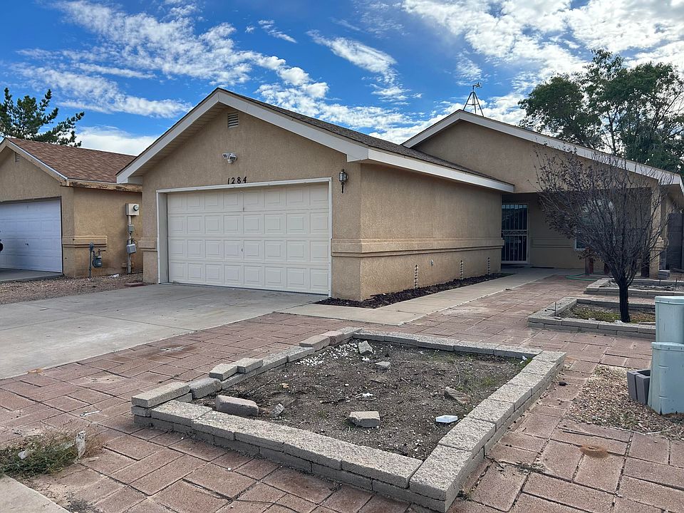 1st image of 1284 Pandora Dr SW