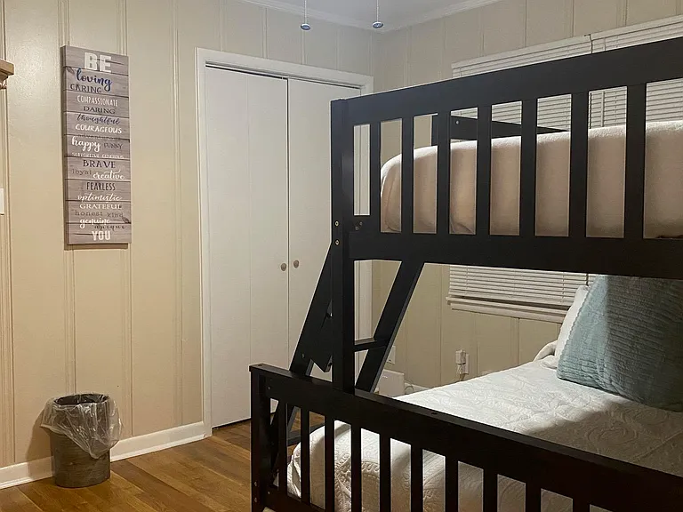 2201 Shady Lane Dr NW — Photo 11