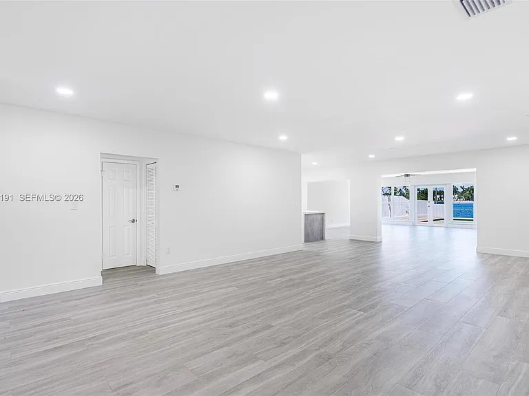 1451 Stillwater Dr — Photo 14