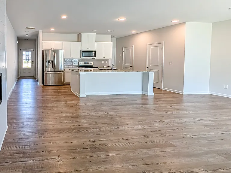 5312 Melbourne Ln — Photo 12
