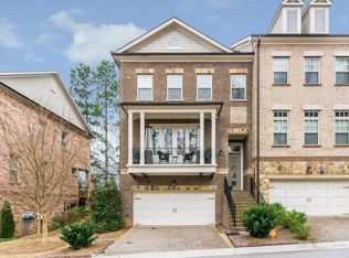 823 Canterbury Overlook, Atlanta, GA 30324