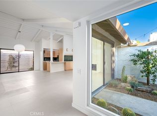 2255 Miramonte Cir W Unit D, Palm Springs, CA 92264