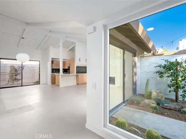 2255 Miramonte Cir W Unit D, Palm Springs, CA 92264