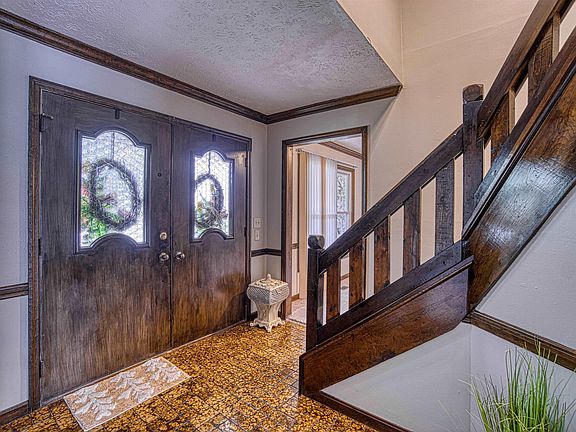 5th image of 10677 Monticello Dr