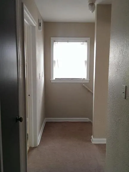 711 N College Ave #10 — Photo 9