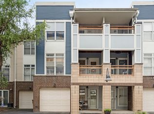 915 9th Ave N, Nashville, TN 37208