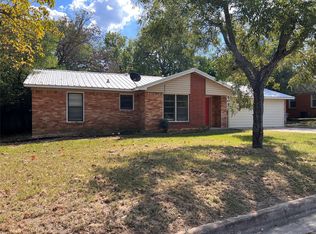 509 Davis Dr, Athens, TX 75751
