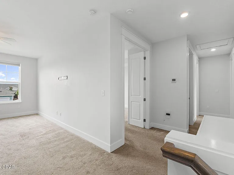 1816 Discovery Loop — Photo 28