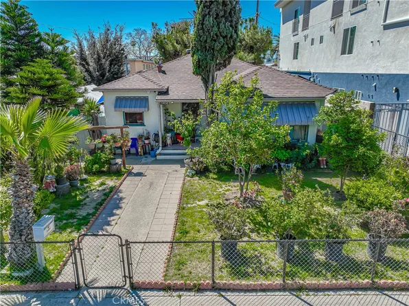 11450 Oxnard St, North Hollywood, CA 91606