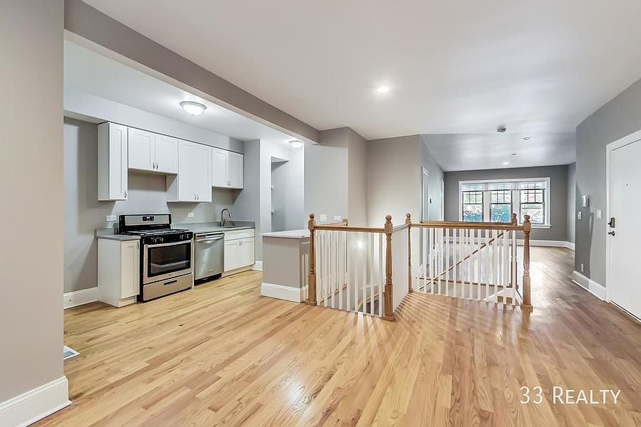 1st image of 131 Clinton Ave APT 1U