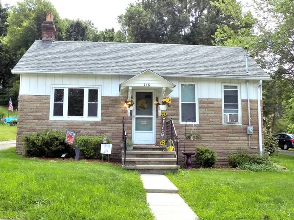 148 Bennington Rd N, Hopwood, PA 15445