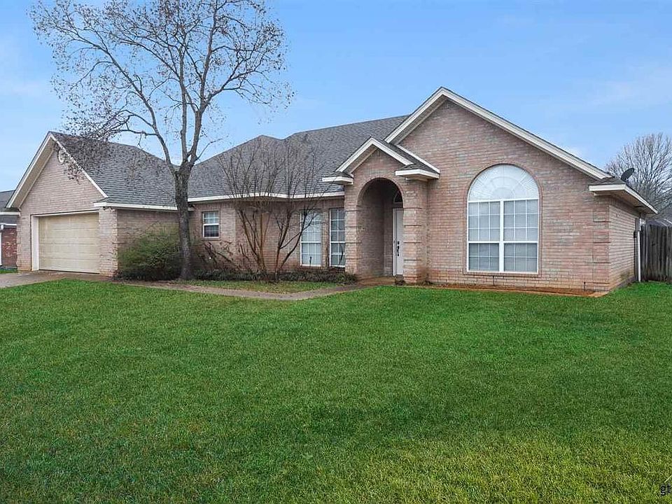 1st image of 105 Bluebird Ln