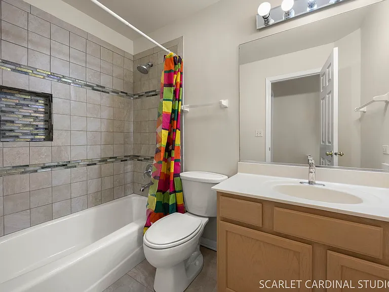 1602 Astor Ave — Photo 14