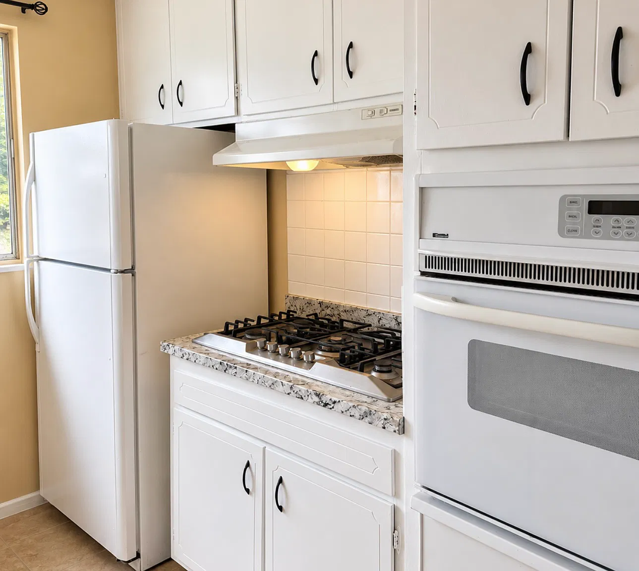 2 bed, $3,500 — Photo 4