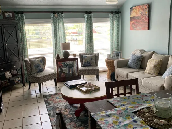 8526 Lydia Ln APT 12, Panama City Beach, FL 32408