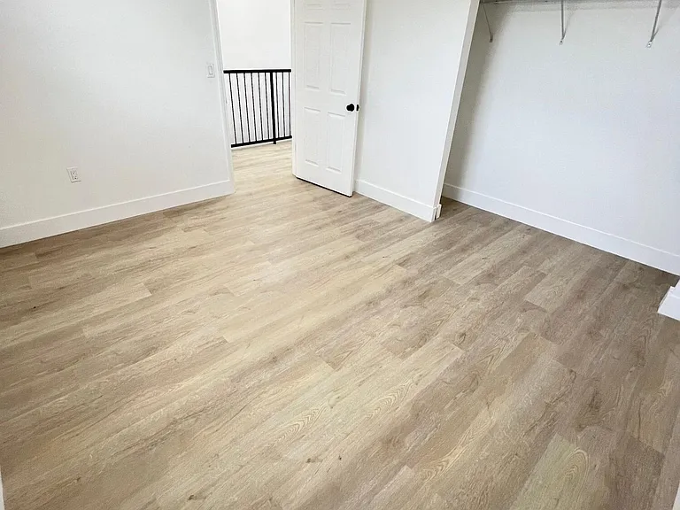 720 NW 61st St #10 — Photo 22