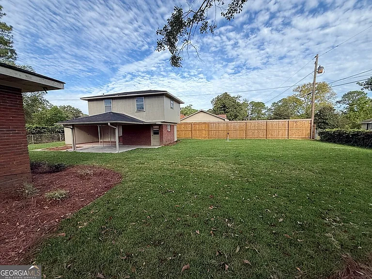 412 Roberson St — Photo 12