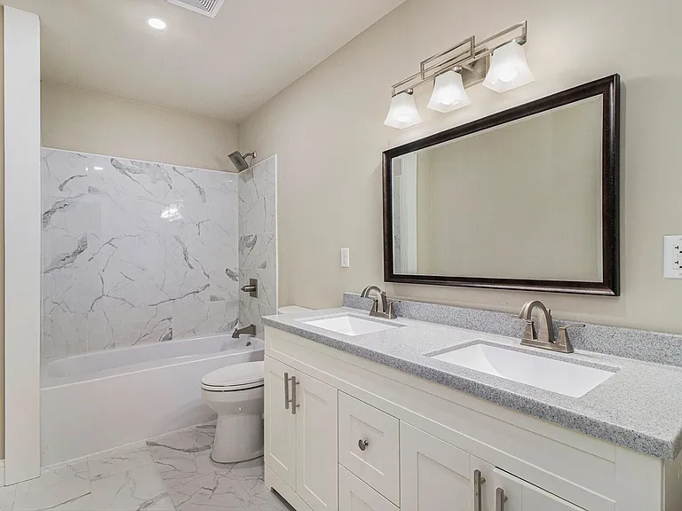 6 Maple Village Ct — Photo 14