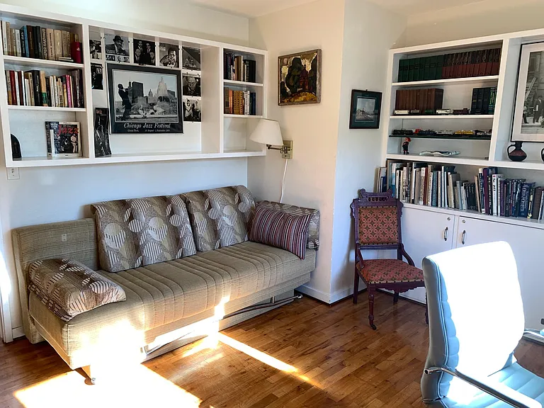 1060 Roosevelt St — Photo 17