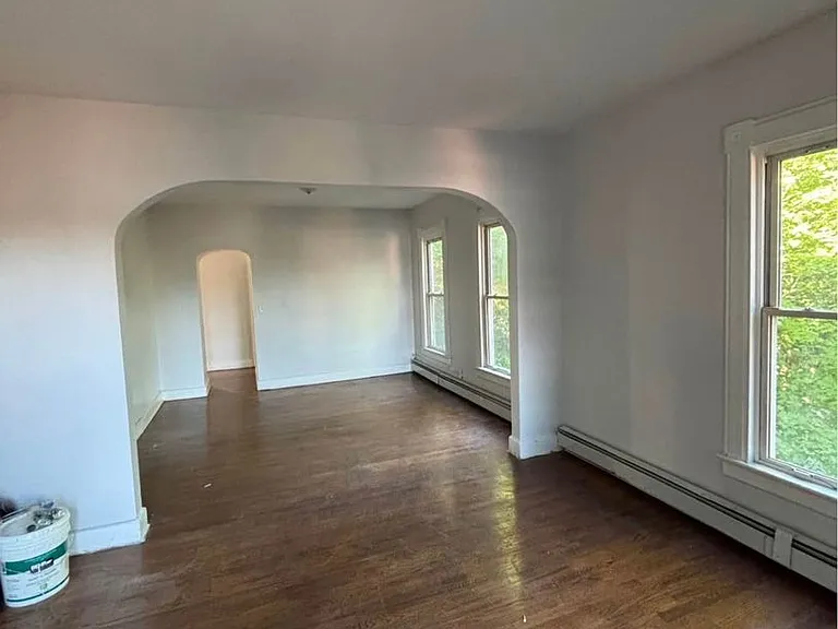 109 Main St — Photo 3