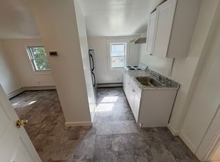24 Anita Pl, Amity Harbor, NY 11701